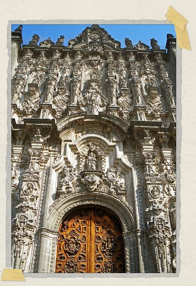 'A beautiful door to the Catedral Metropolitana