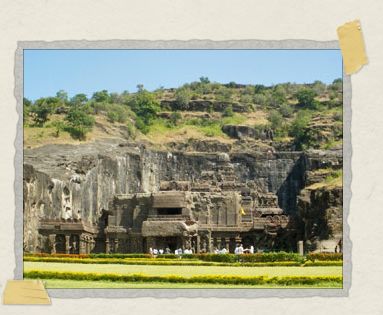 'The mind-boggling Kailasa Temple, the world's largest monolithic structure
